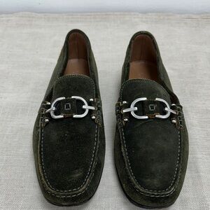 Men's Green Suede Loafers with Silver Buckle
Great condition 
Worn twice